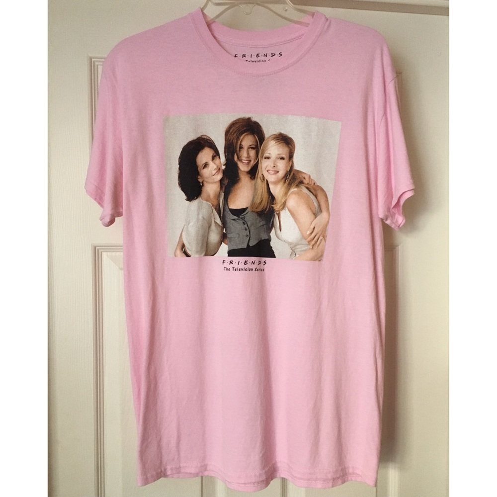 URBAN OUTFITTERS UO FRIENDS Rachel Phoebe Monica Pink Tee Medium M